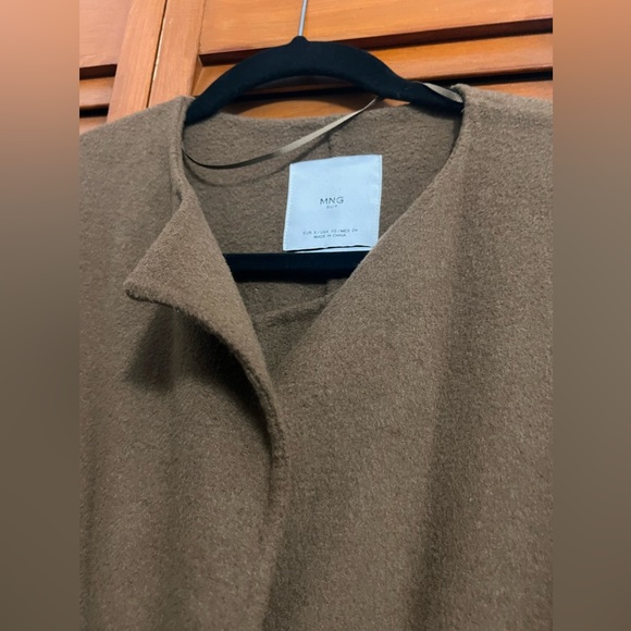 VERY EXPENSIVE HANDMADE wool COAT! NWOT - Picture 5 of 6